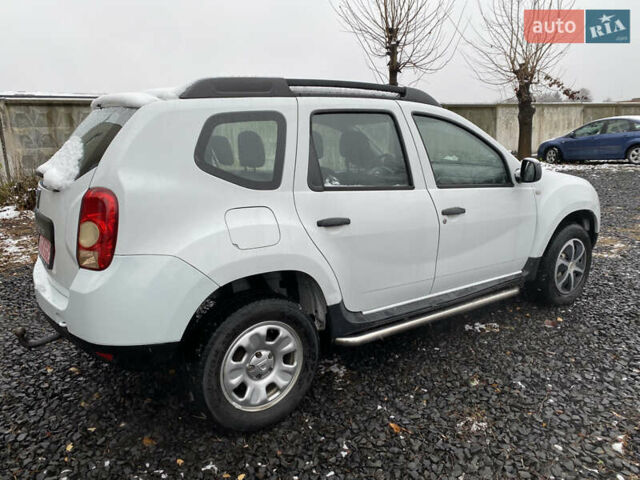 Білий Дачія Duster, об'ємом двигуна 1.6 л та пробігом 233 тис. км за 7100 $, фото 5 на Automoto.ua