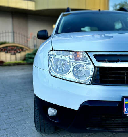 Белый Дачия Duster, объемом двигателя 1.5 л и пробегом 200 тыс. км за 8999 $, фото 11 на Automoto.ua