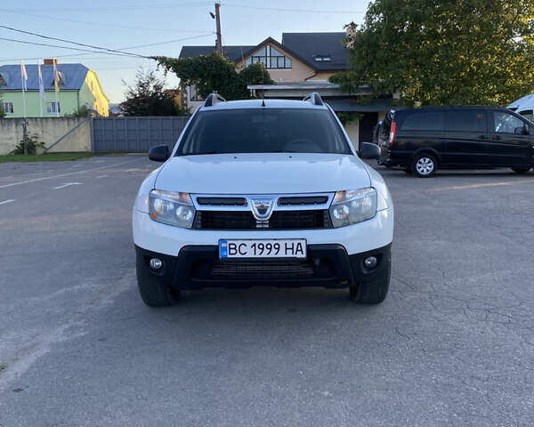 Белый Дачия Duster, объемом двигателя 1.46 л и пробегом 263 тыс. км за 9200 $, фото 6 на Automoto.ua