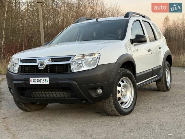 Білий Дачія Duster, об'ємом двигуна 1.5 л та пробігом 182 тис. км за 8999 $, фото 23 на Automoto.ua