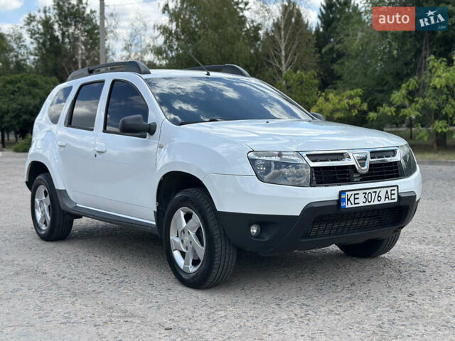 Белый Дачия Duster, объемом двигателя 1.5 л и пробегом 212 тыс. км за 8500 $, фото 5 на Automoto.ua