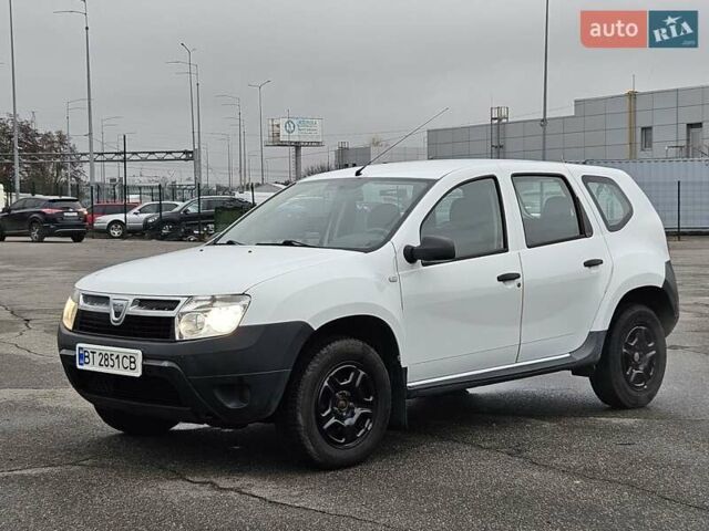 Білий Дачія Duster, об'ємом двигуна 1.6 л та пробігом 122 тис. км за 8300 $, фото 18 на Automoto.ua