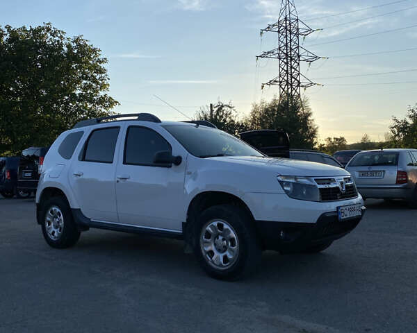 Белый Дачия Duster, объемом двигателя 1.46 л и пробегом 263 тыс. км за 9200 $, фото 4 на Automoto.ua