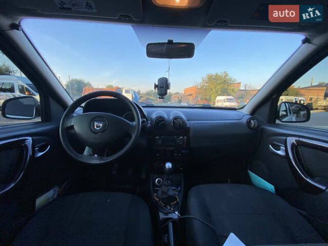 Белый Дачия Duster, объемом двигателя 1.46 л и пробегом 263 тыс. км за 9200 $, фото 7 на Automoto.ua