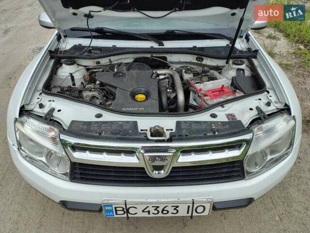 Белый Дачия Duster, объемом двигателя 1.5 л и пробегом 166 тыс. км за 9000 $, фото 15 на Automoto.ua