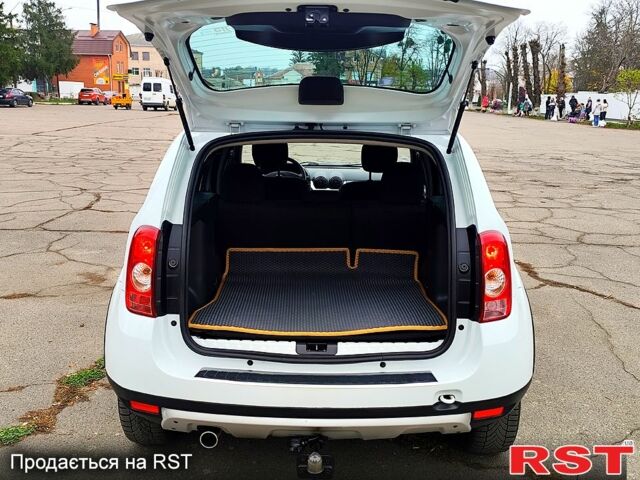 Белый Дачия Duster, объемом двигателя 1.5 л и пробегом 168 тыс. км за 10700 $, фото 11 на Automoto.ua