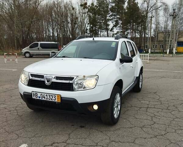 Белый Дачия Duster, объемом двигателя 1.6 л и пробегом 193 тыс. км за 9800 $, фото 21 на Automoto.ua