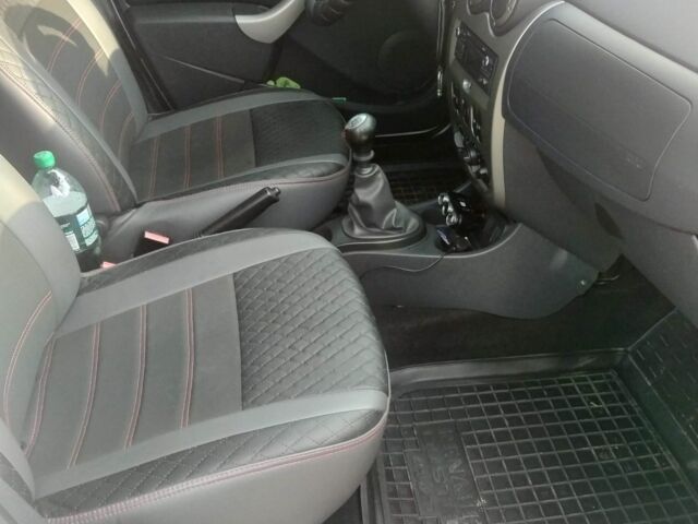 Белый Дачия Duster, объемом двигателя 1.5 л и пробегом 220 тыс. км за 10513 $, фото 4 на Automoto.ua