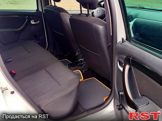 Белый Дачия Duster, объемом двигателя 1.5 л и пробегом 168 тыс. км за 10700 $, фото 10 на Automoto.ua