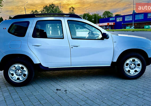 Белый Дачия Duster, объемом двигателя 1.5 л и пробегом 200 тыс. км за 8999 $, фото 8 на Automoto.ua