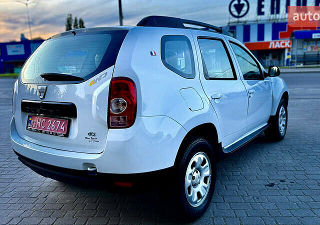 Белый Дачия Duster, объемом двигателя 1.5 л и пробегом 200 тыс. км за 8999 $, фото 7 на Automoto.ua