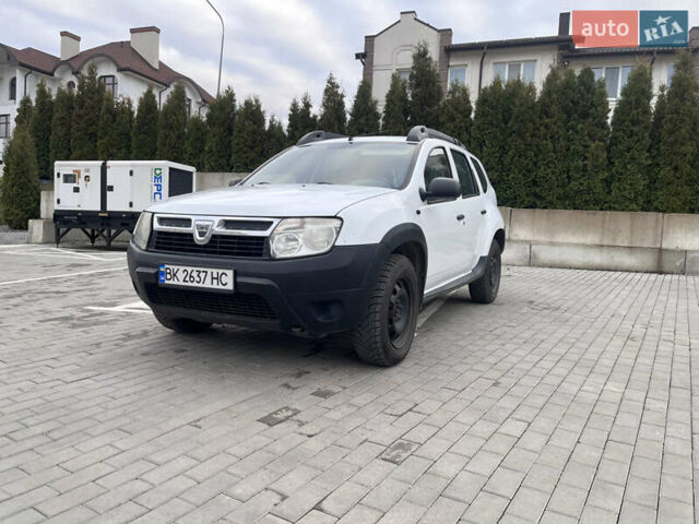 Білий Дачія Duster, об'ємом двигуна 1.6 л та пробігом 223 тис. км за 6500 $, фото 1 на Automoto.ua