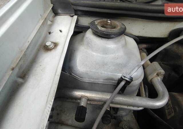 Білий Дачія Duster, об'ємом двигуна 1.6 л та пробігом 178 тис. км за 8800 $, фото 12 на Automoto.ua