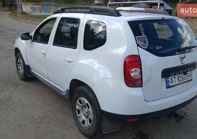 Білий Дачія Duster, об'ємом двигуна 1.6 л та пробігом 178 тис. км за 8800 $, фото 4 на Automoto.ua