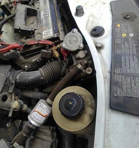 Білий Дачія Duster, об'ємом двигуна 1.6 л та пробігом 178 тис. км за 8800 $, фото 10 на Automoto.ua