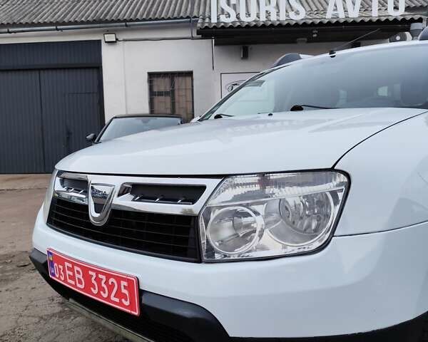 Білий Дачія Duster, об'ємом двигуна 1.5 л та пробігом 221 тис. км за 8900 $, фото 15 на Automoto.ua