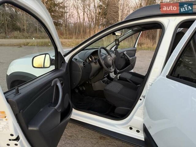Білий Дачія Duster, об'ємом двигуна 1.5 л та пробігом 182 тис. км за 8999 $, фото 47 на Automoto.ua