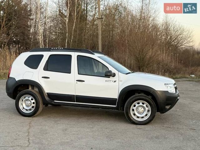 Білий Дачія Duster, об'ємом двигуна 1.5 л та пробігом 182 тис. км за 8999 $, фото 7 на Automoto.ua