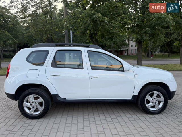 Белый Дачия Duster, объемом двигателя 1.6 л и пробегом 213 тыс. км за 6699 $, фото 4 на Automoto.ua