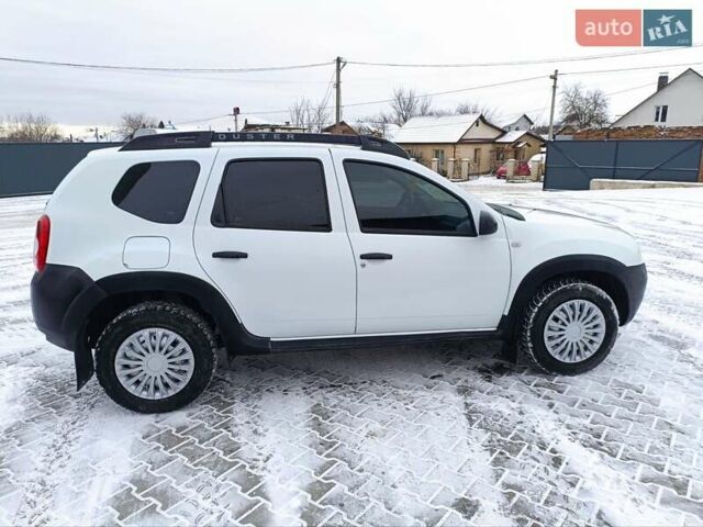 Белый Дачия Duster, объемом двигателя 1.6 л и пробегом 222 тыс. км за 6750 $, фото 11 на Automoto.ua
