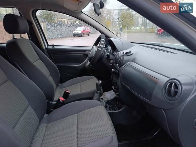 Белый Дачия Duster, объемом двигателя 1.6 л и пробегом 227 тыс. км за 7777 $, фото 15 на Automoto.ua