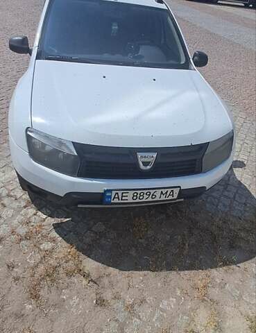 Белый Дачия Duster, объемом двигателя 1.5 л и пробегом 403 тыс. км за 7500 $, фото 7 на Automoto.ua