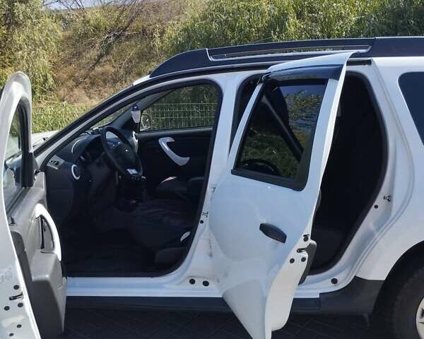 Білий Дачія Duster, об'ємом двигуна 1.5 л та пробігом 192 тис. км за 9600 $, фото 7 на Automoto.ua