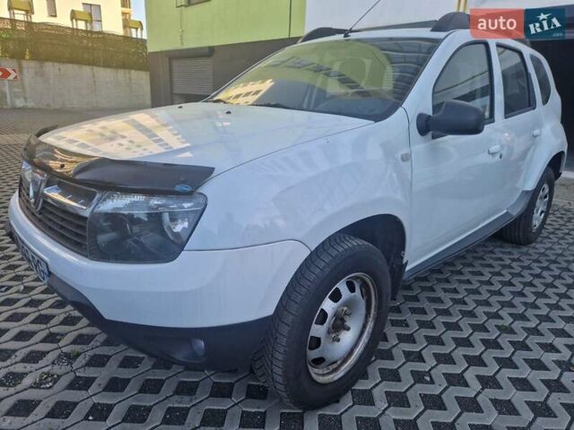 Білий Дачія Duster, об'ємом двигуна 1.5 л та пробігом 207 тис. км за 8900 $, фото 2 на Automoto.ua