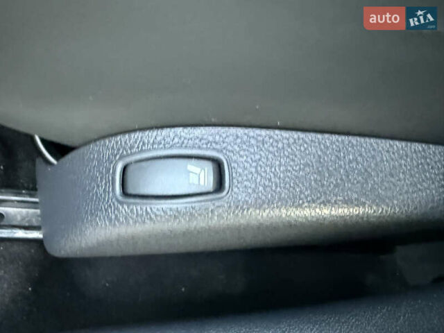 Белый Дачия Duster, объемом двигателя 1.6 л и пробегом 213 тыс. км за 6699 $, фото 12 на Automoto.ua