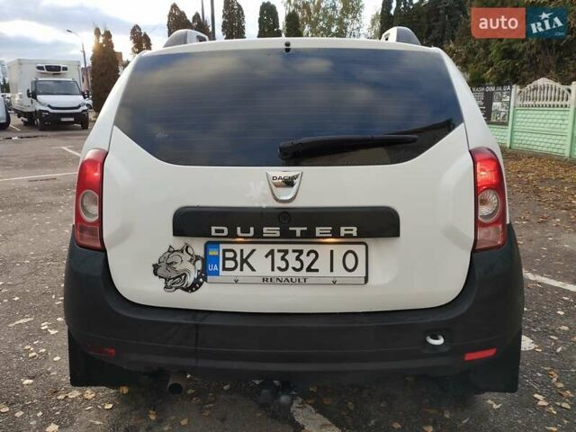 Белый Дачия Duster, объемом двигателя 1.6 л и пробегом 220 тыс. км за 7199 $, фото 4 на Automoto.ua