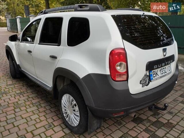 Белый Дачия Duster, объемом двигателя 1.6 л и пробегом 220 тыс. км за 7499 $, фото 3 на Automoto.ua