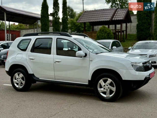 Білий Дачія Duster, об'ємом двигуна 1.6 л та пробігом 212 тис. км за 7299 $, фото 3 на Automoto.ua