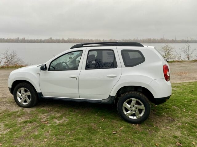 Білий Дачія Duster, об'ємом двигуна 1.6 л та пробігом 223 тис. км за 6899 $, фото 5 на Automoto.ua