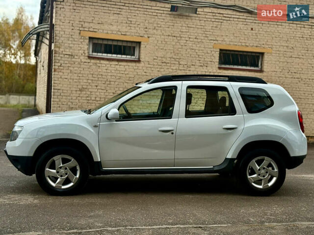 Дачия Duster 2013 в Ровно на Automoto.ua Белый Дачия Duster, объемом двигателя 1.6 л и пробегом 213 тыс. км за 7699 $, фото 11 на Automoto.ua