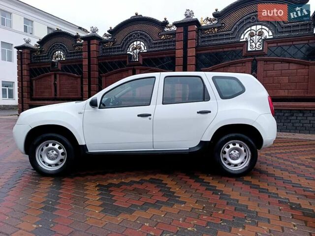 Белый Дачия Duster, объемом двигателя 1.6 л и пробегом 227 тыс. км за 7777 $, фото 8 на Automoto.ua