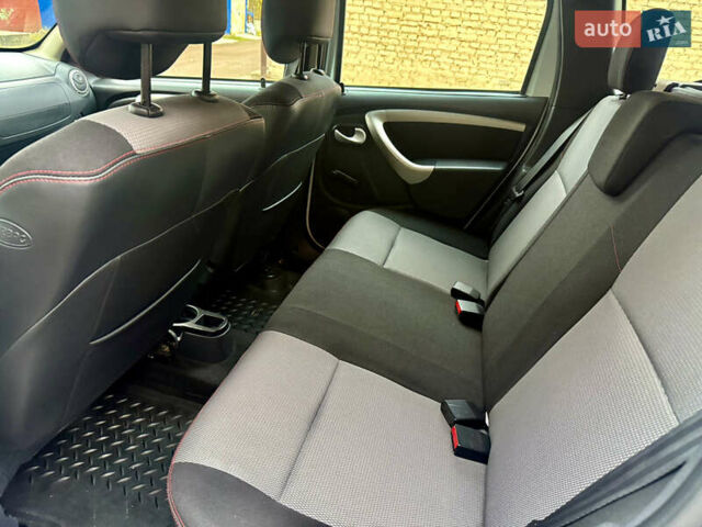 Дачия Duster 2013 в Ровно на Automoto.ua Белый Дачия Duster, объемом двигателя 1.6 л и пробегом 213 тыс. км за 7699 $, фото 21 на Automoto.ua