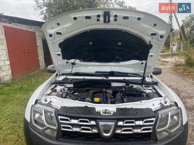 Белый Дачия Duster, объемом двигателя 1.5 л и пробегом 263 тыс. км за 9800 $, фото 19 на Automoto.ua