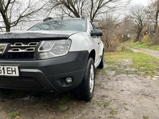 Білий Дачія Duster, об'ємом двигуна 1.6 л та пробігом 219 тис. км за 10700 $, фото 2 на Automoto.ua
