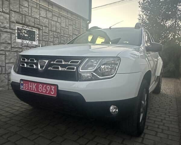 Белый Дачия Duster, объемом двигателя 1.5 л и пробегом 170 тыс. км за 10800 $, фото 7 на Automoto.ua