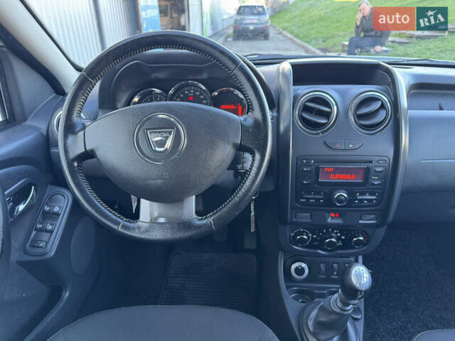 Білий Дачія Duster, об'ємом двигуна 1.6 л та пробігом 203 тис. км за 9950 $, фото 16 на Automoto.ua