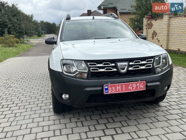 Белый Дачия Duster, объемом двигателя 1.5 л и пробегом 259 тыс. км за 8650 $, фото 2 на Automoto.ua
