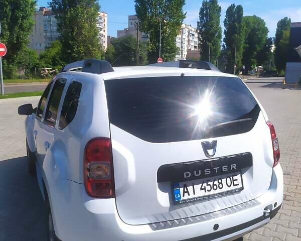 Белый Дачия Duster, объемом двигателя 1.2 л и пробегом 85 тыс. км за 8500 $, фото 3 на Automoto.ua