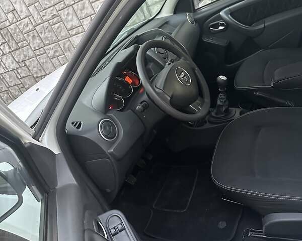 Белый Дачия Duster, объемом двигателя 1.5 л и пробегом 170 тыс. км за 10800 $, фото 29 на Automoto.ua