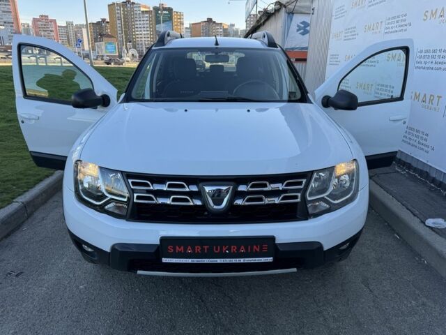 Білий Дачія Duster, об'ємом двигуна 1.6 л та пробігом 203 тис. км за 9950 $, фото 4 на Automoto.ua