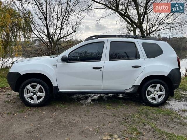 Белый Дачия Duster, объемом двигателя 1.6 л и пробегом 220 тыс. км за 10600 $, фото 22 на Automoto.ua