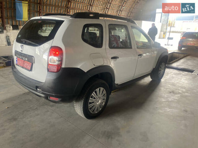 Белый Дачия Duster, объемом двигателя 1.5 л и пробегом 263 тыс. км за 9800 $, фото 3 на Automoto.ua