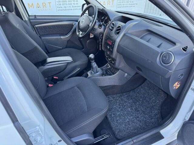 Білий Дачія Duster, об'ємом двигуна 1.6 л та пробігом 203 тис. км за 9950 $, фото 22 на Automoto.ua