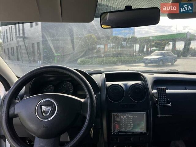 Дачия Duster 2015 в Днепре (Днепропетровске) на Automoto.ua Белый Дачия Duster, объемом двигателя 1.6 л и пробегом 170 тыс. км за 9300 $, фото 7 на Automoto.ua