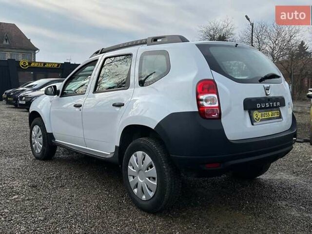 Белый Дачия Duster, объемом двигателя 1.5 л и пробегом 152 тыс. км за 9500 $, фото 3 на Automoto.ua