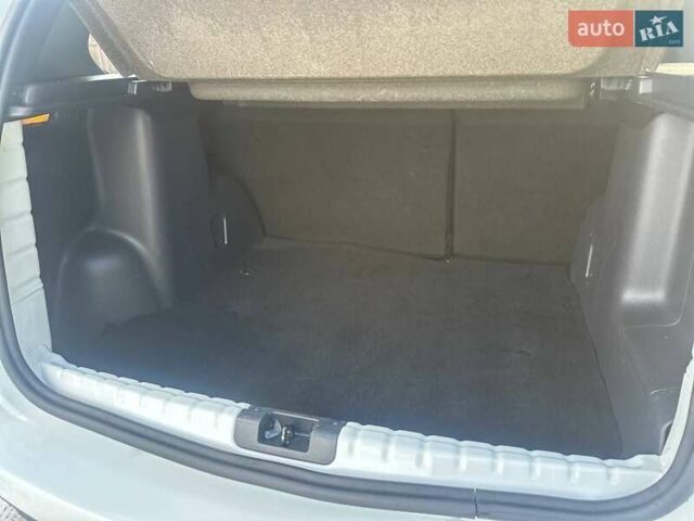 Білий Дачія Duster, об'ємом двигуна 1.6 л та пробігом 172 тис. км за 10650 $, фото 68 на Automoto.ua